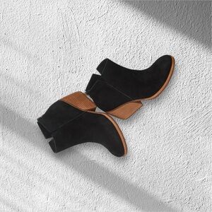 Kork-Ease Chandra in Black Suede
